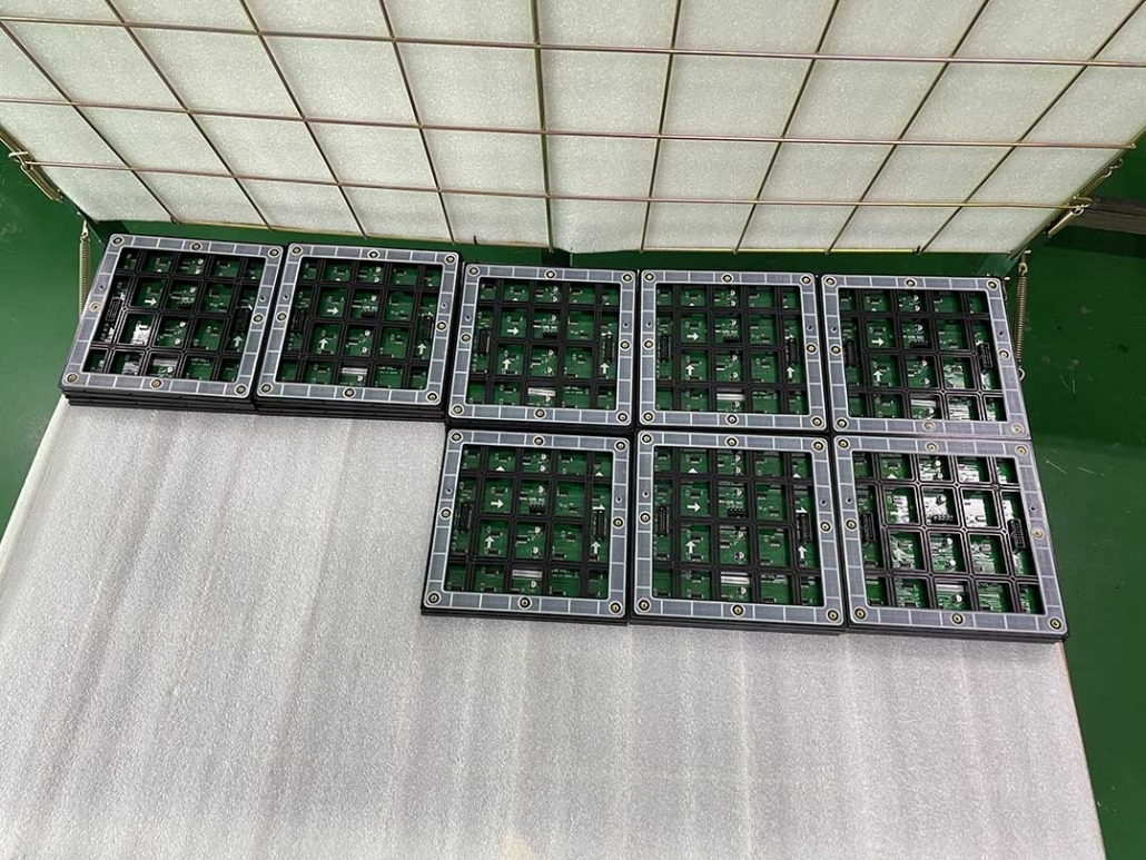 Waterproof Led Display Module Fixed Waterproof LED Display - Dazzview Technology